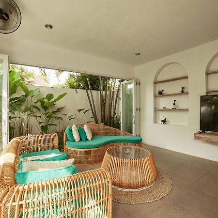 Villa Karuna Uppala Umalas チャングー エクステリア 写真