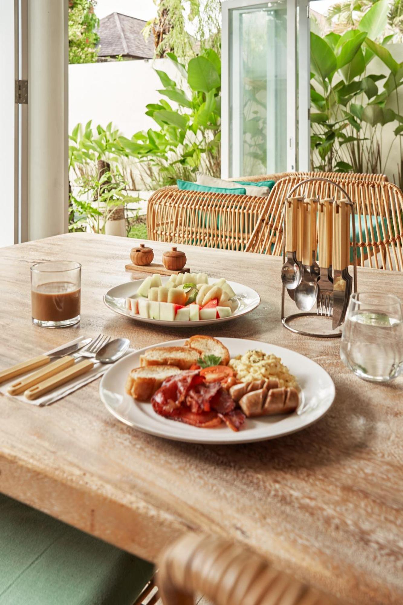 Villa Karuna Uppala Umalas チャングー エクステリア 写真